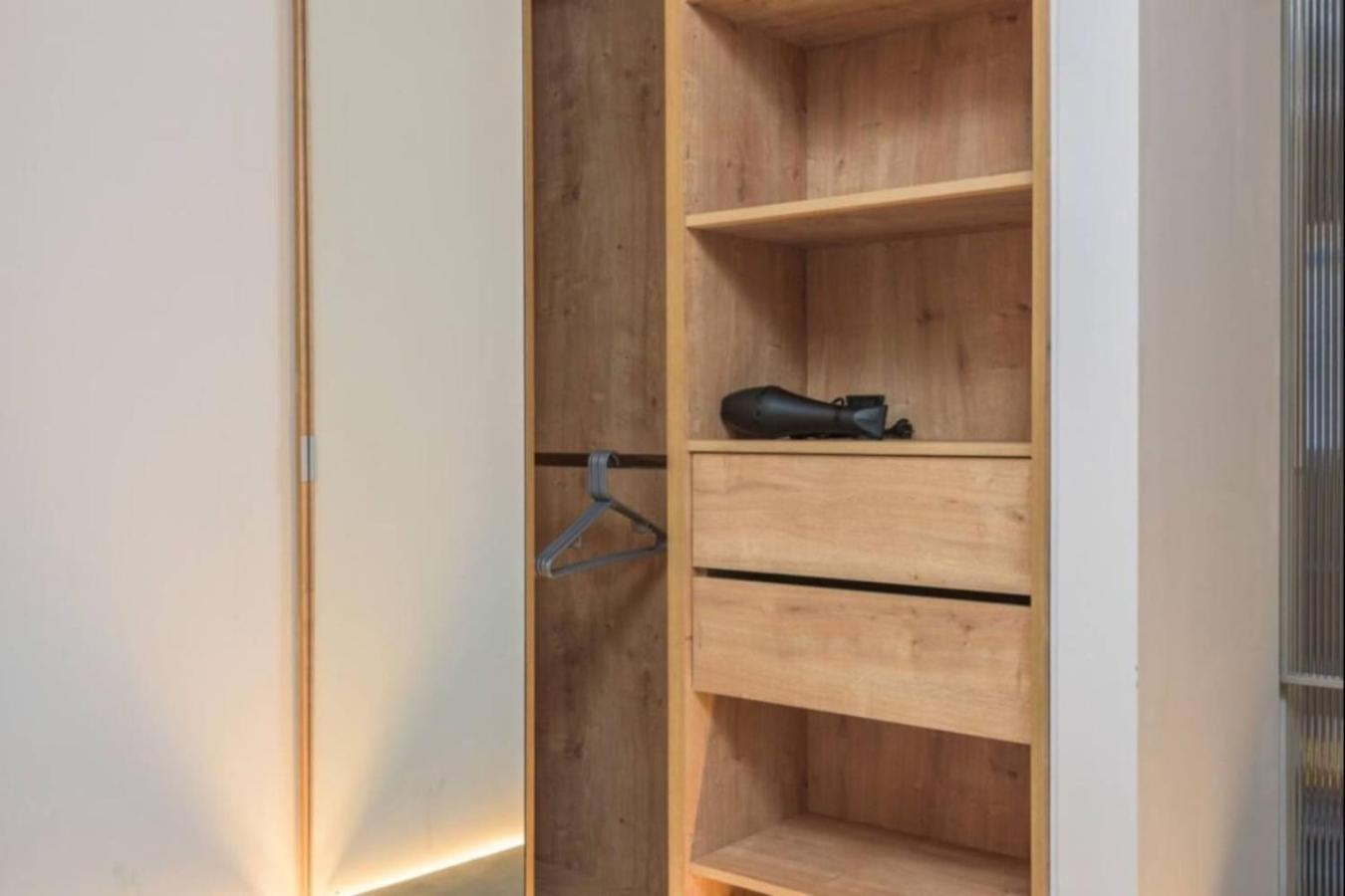 Tokyo 1br Gemmayze